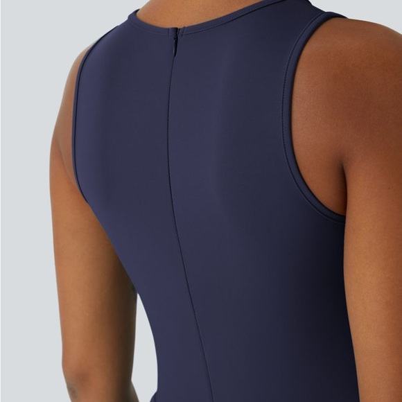 HALARA Breezeful Zipper Sleeveless Pocket Contrast MEDIUM Jumpsuit Patriot Blue - Picture 4 of 7